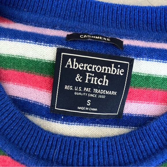 Abercrombie cashmere sweater - Picture 2 of 2